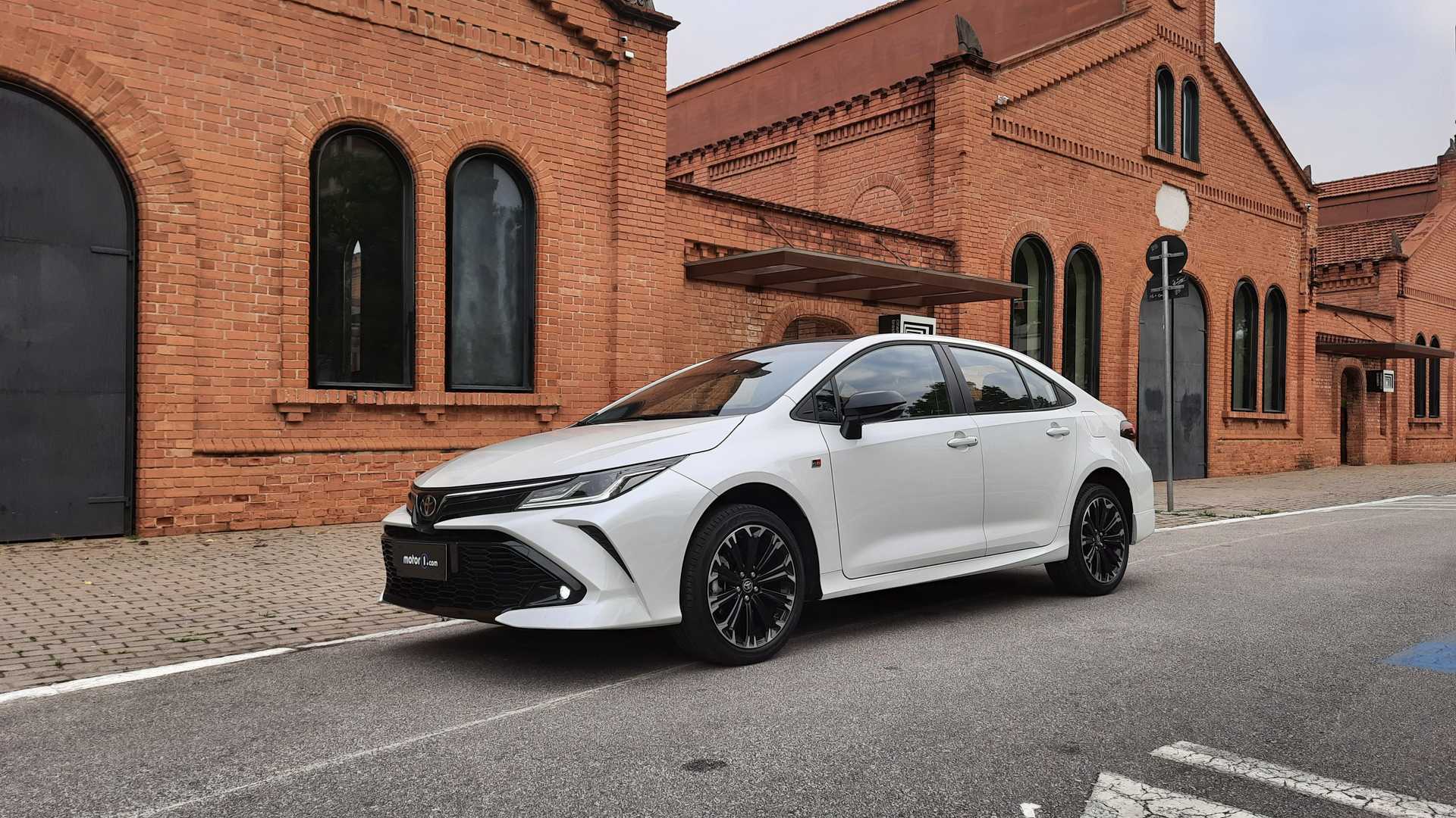 Toyota Corolla XEI 2.0 2024